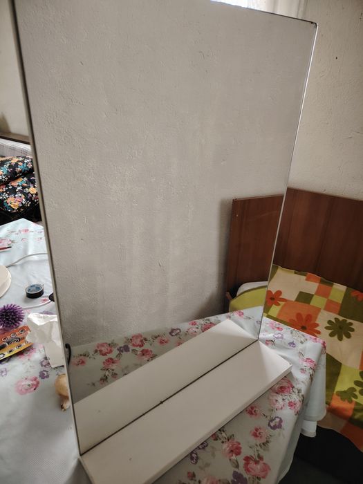 Комплект за баня с мивка с ботуш и огледало