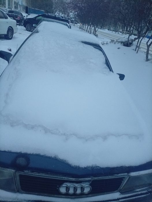 Ауди 100 требуется ремонт