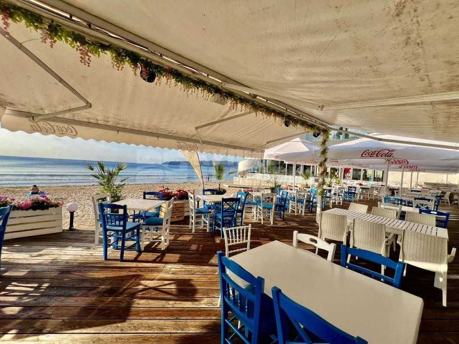 Продава се Заведение в Варна, Червен площад - 462 кв.м за 280 €/кв.м - Снимка #2