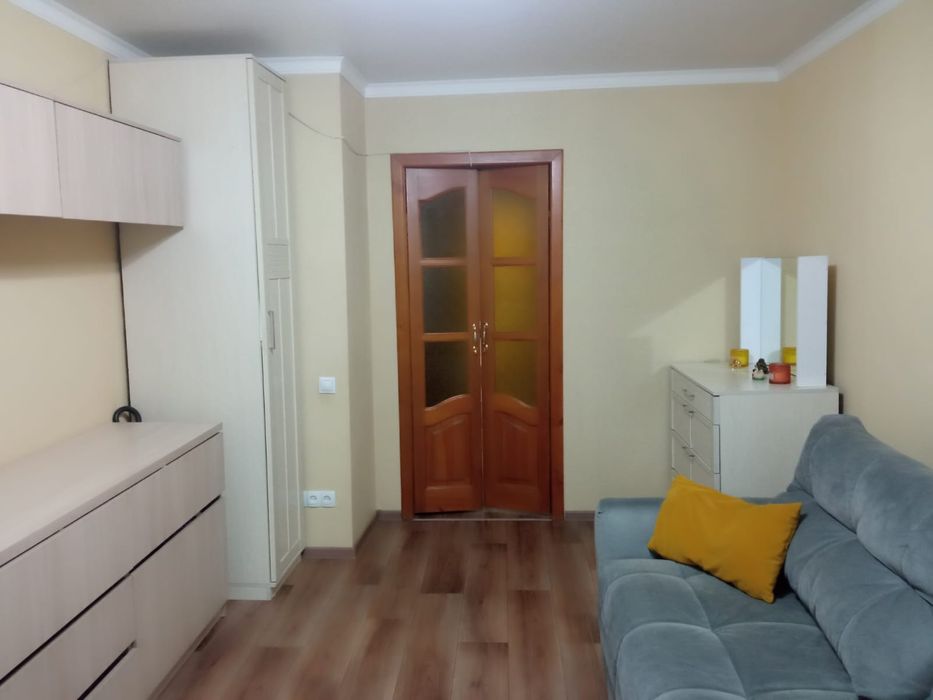 Продам 2 ком кв, 2 эт, Вокзал