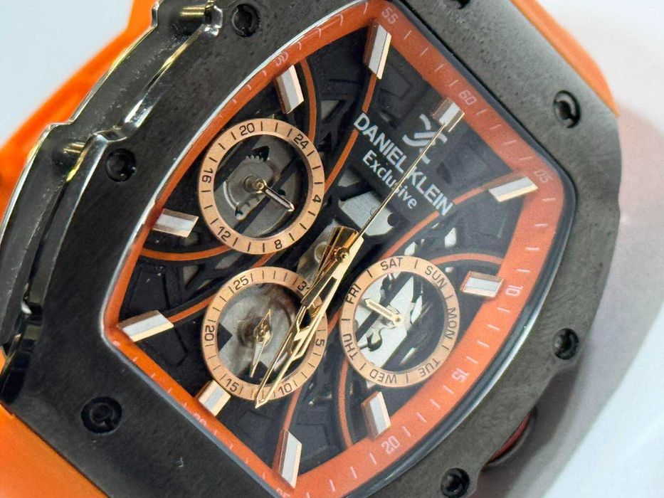 Часовник Daniel Klein DK.1.13638-3