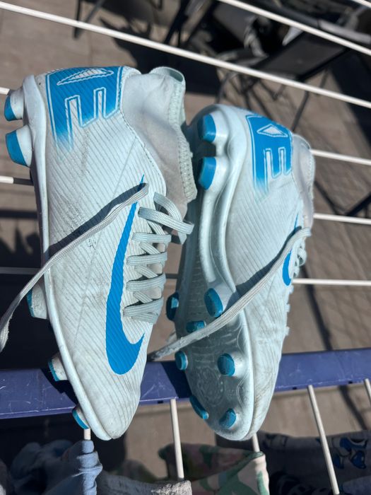 Ghete de fotbal copii marimea 32