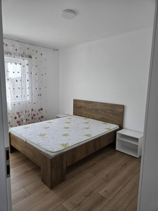 PROPRIETAR! Vand parte duplex complect mobilat