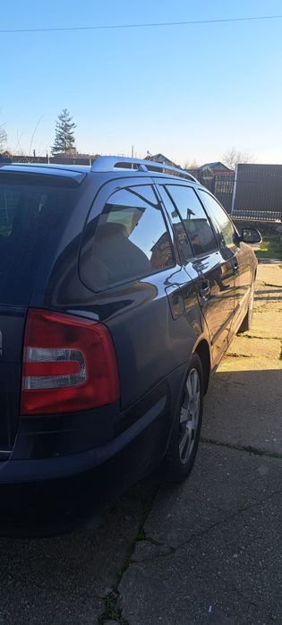 Vand acest bolid skoda