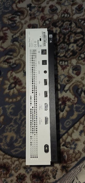 Продам Xbox one s