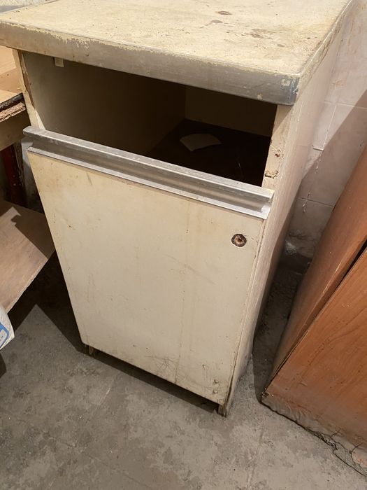 Двери, пенал, мойка