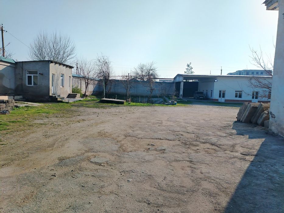 Нотурар бино ижарага берилади