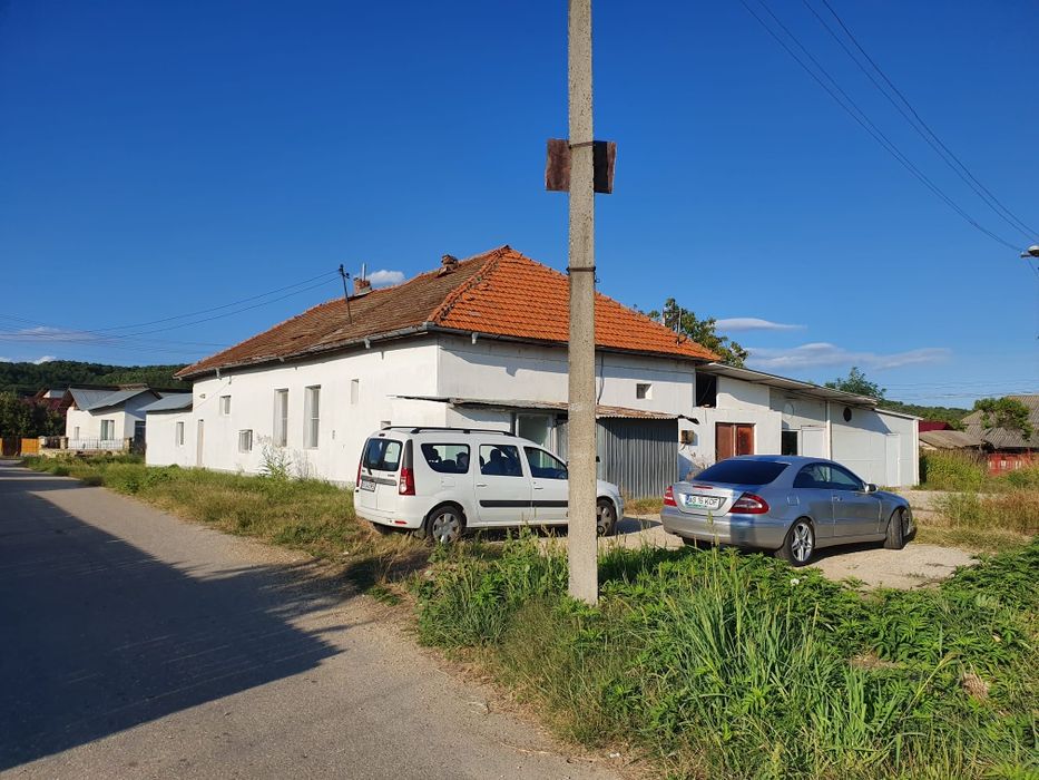 Teren plus clădire zona industriala Leordeni