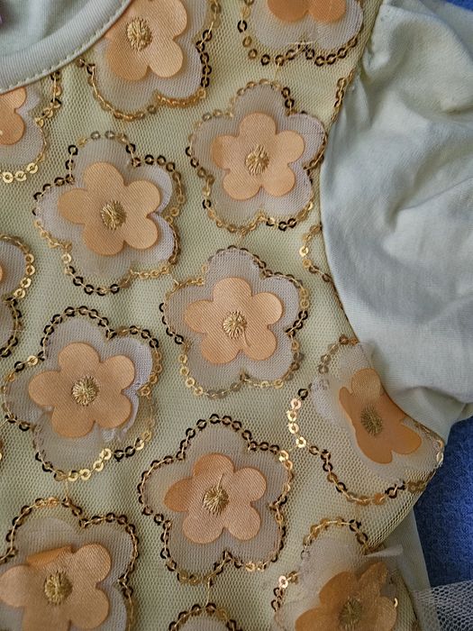 Платье нарядное праздничное