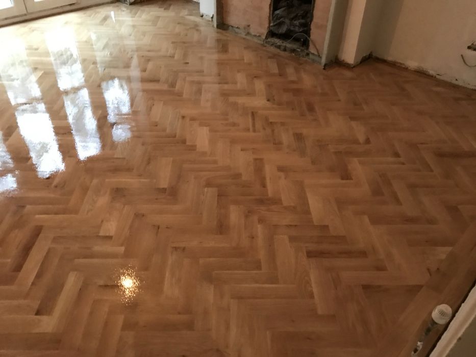Професионално поставяне и реновиране на паркет и подови настилки