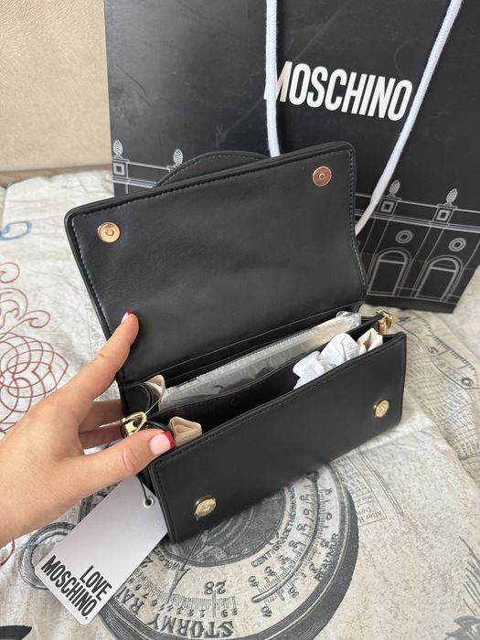 Дамска чанта Love Moschino