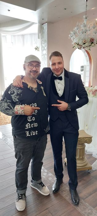 Dj + певец Музика за Вашият празник. Разполагам с опция певица