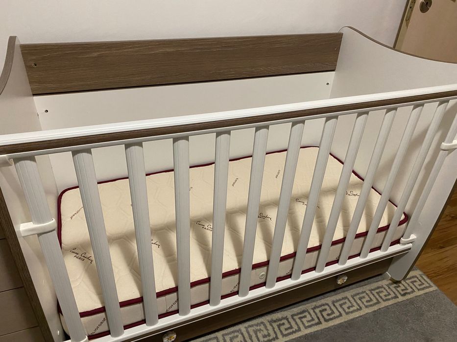 Бебешко легло с матрак Pierre Cardin