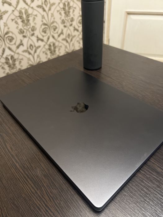 Продаю MacBook Pro 16, M4 Pro