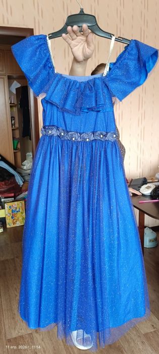 Продам детские платья