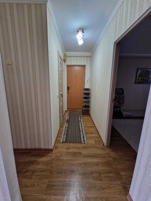 продается 3 ком квартира район Схи