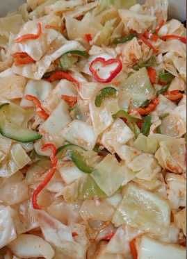 "Капуста по-корейски с болгарским перцем, по-грузински и квашеная»