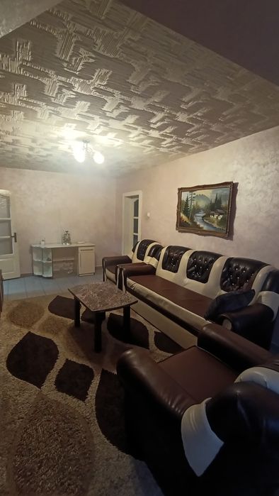 Închiriez apartament două camere zona Lama