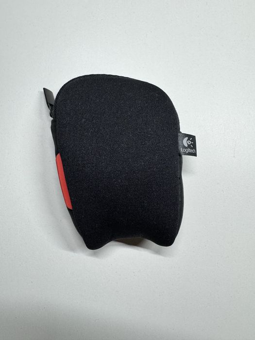Безжична мишка Logitech M238 (Play Collection - Маймунка) + калъфче (без приемник)
