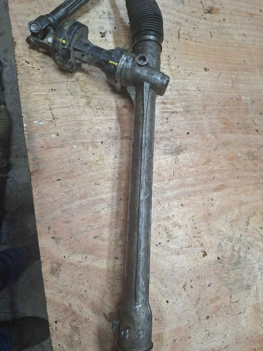 Кормилна рейка колона хюндай И10 и20 Hyundai i10 i20 KIA Picanto/08-25