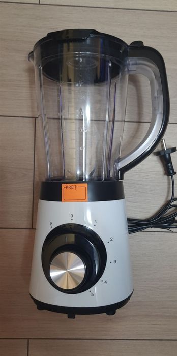 Blender 600 w cu 5 trepte, 1,5 l, cutite otel inoxidabil,Nou!