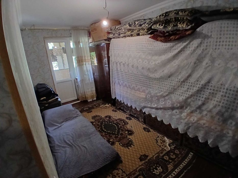 Toshkent viloyati Bekobod shahri 3mikrarayon 11dom 4etaj 4xonali uy