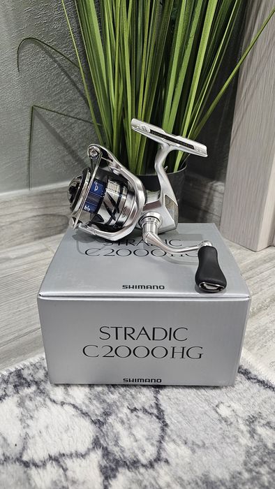 SHIMANO Stradic C 2000 HG FM - 2023
