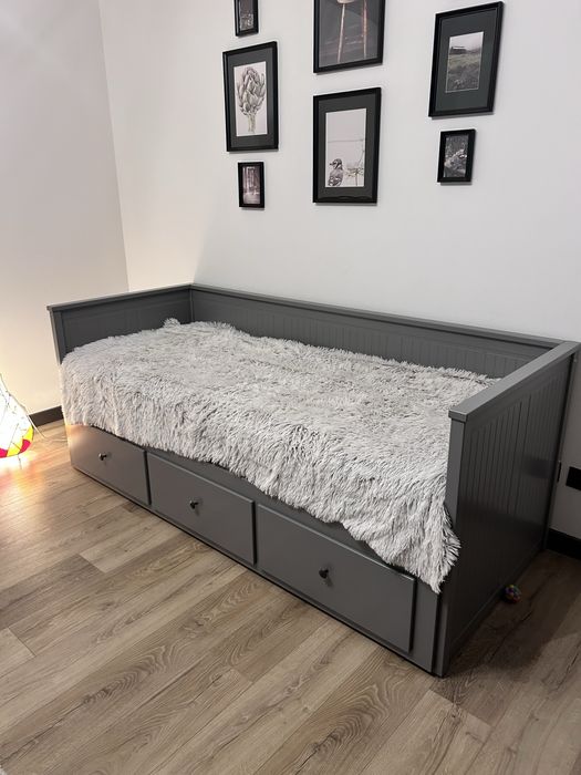 Икеа кушетка Hemnes