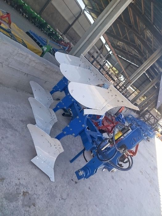 Оборотный Плуг  (ГИДРАВЛИЧЕСКИЙ) Aylanma Plug gidravlik