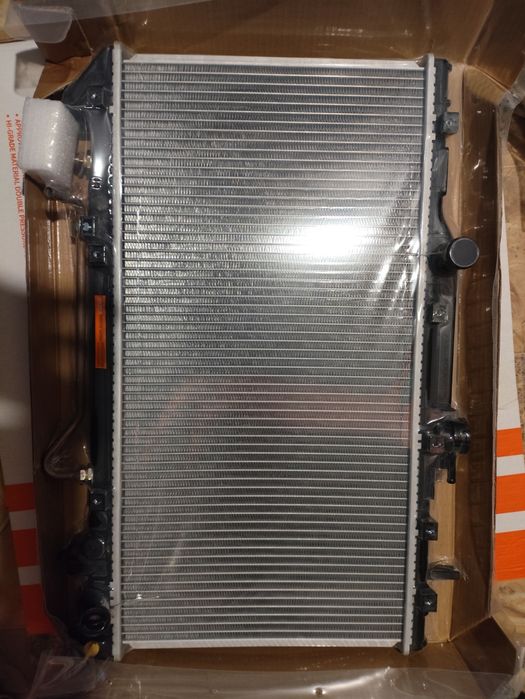 Радиатор охлаждения Карина Е, Калдина