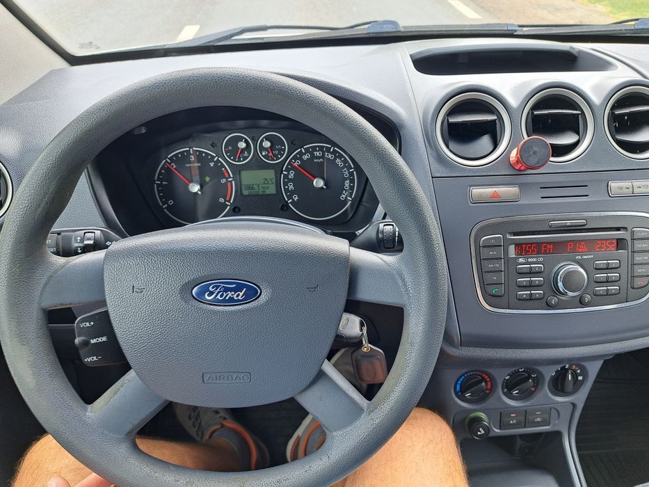 Ford Transit  Connect 5 locuri