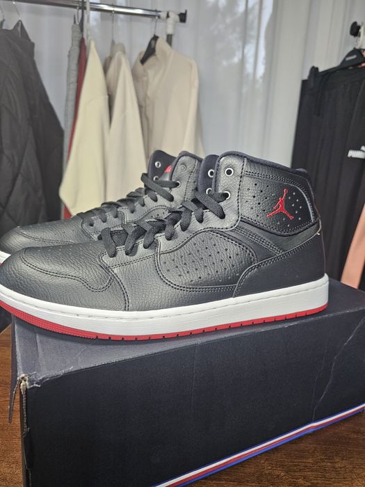 Adidasi Jordan Jumpman