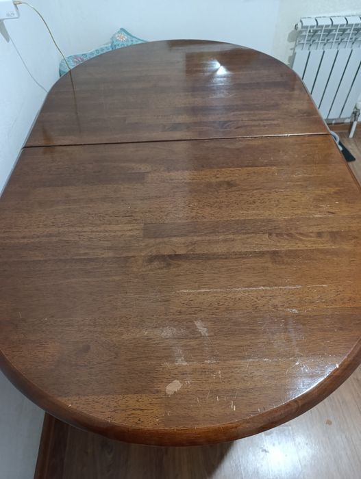 Продаю кухонный стол