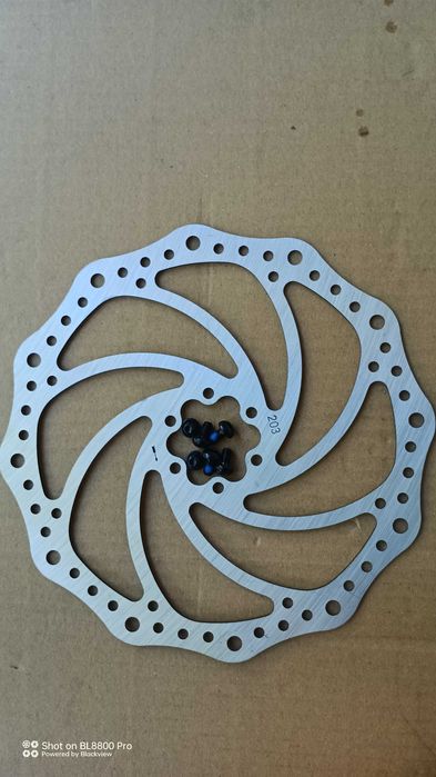 Спирачен диск за велосипед 203/ 180/ 160мм 7 лева