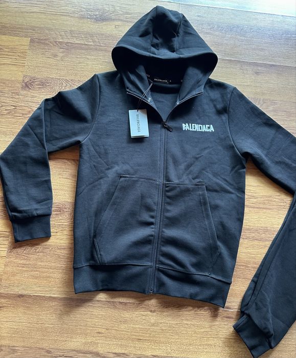 Мъжки,памучен,черен екип Balenciaga с щампа на гърба