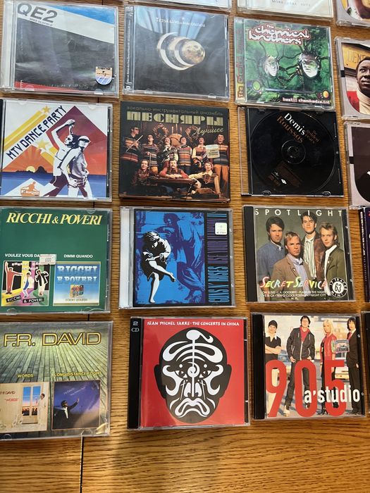 Продам cd диски фирменные