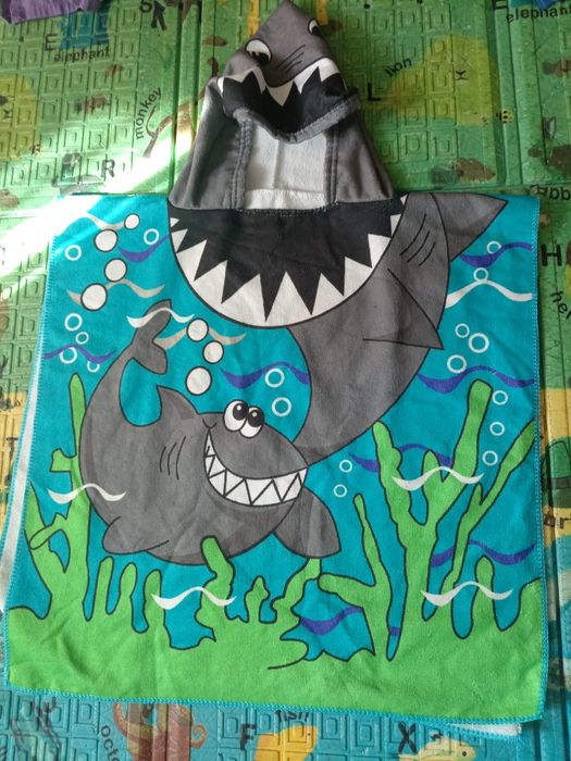 Prosop plaja cu gluga / poncho copii