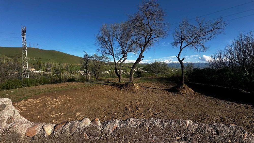 Продается земля в Янгиабаде