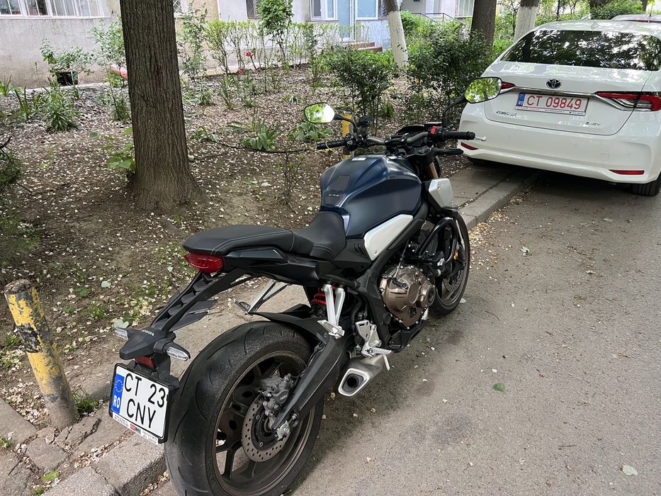 Honda CB650R 2023