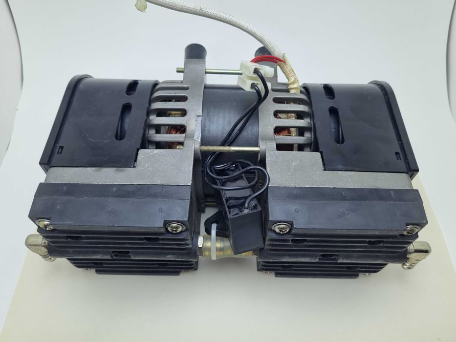 Вакуум помпа Diaphragm Vacuum Pump TC-100 AC Series