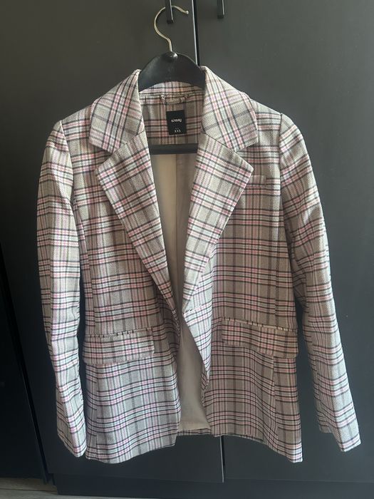 Карирано розово сако