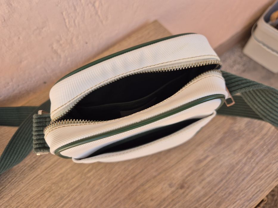 Lacoste  чанта през рамото