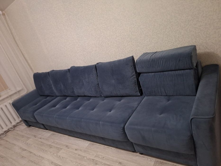 Мягкая мебель для гостиной.