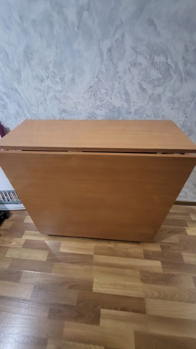 Продам стол-тумбу