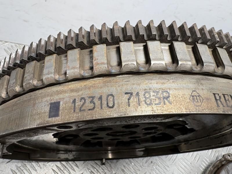 Kit complet ambreiaj volanta cu masa dubla Mercedes Vito W447 1.6 cdti