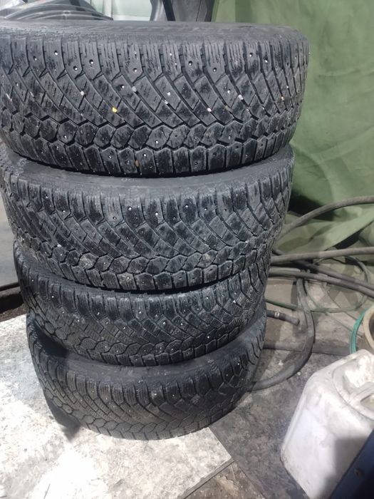 Продам зимнюю резину