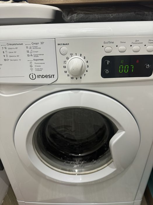 Стиральная машина Indesit