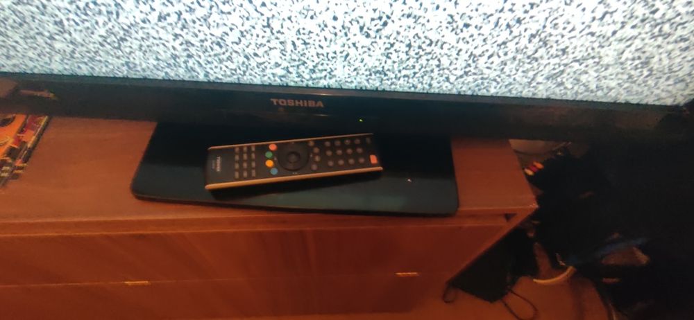 Toshiba lcd 37av500p