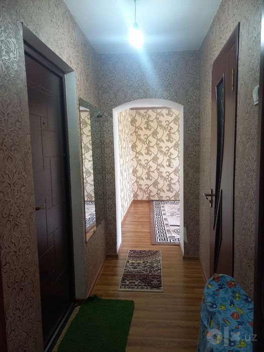 Продаю  2/4/4  в  Мирабадском районе,