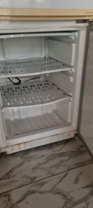 холодильник не рабочий на части